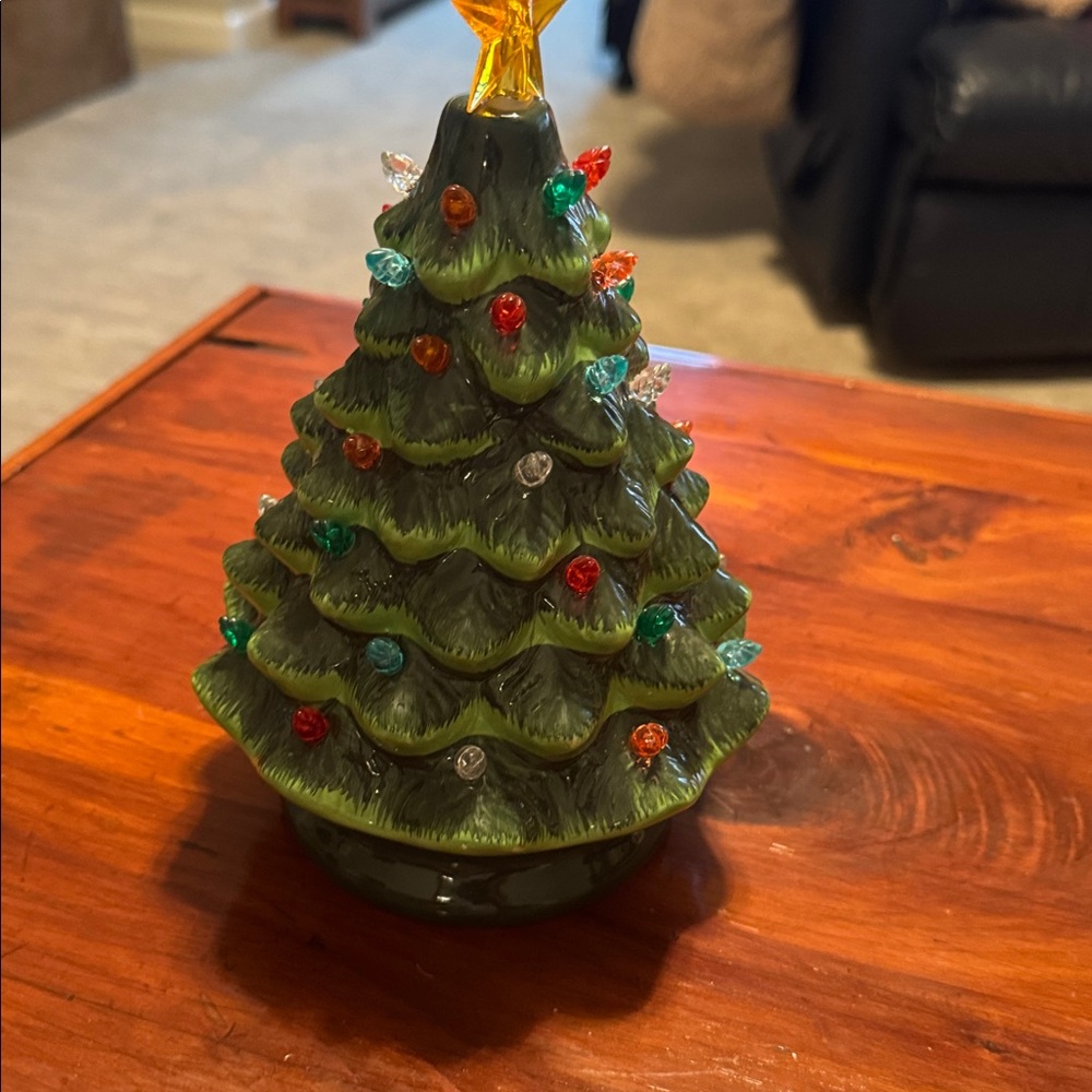 Holiday Ceramic Christmas Tree Set with Reindeer Tray - Picture 8 of 10